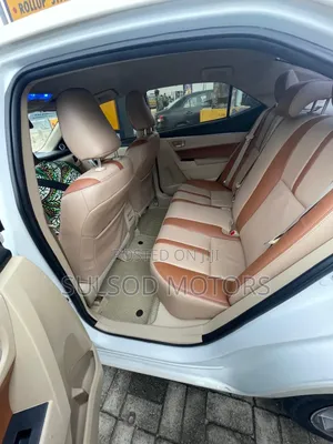 Toyota Corolla 2016 Off white