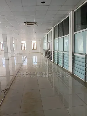 162 Square Metres/Office Space
