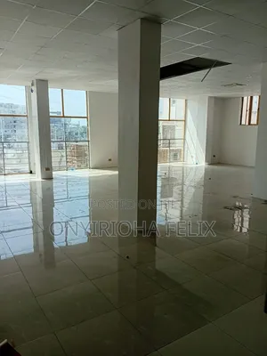 162 Square Metres/Office Space