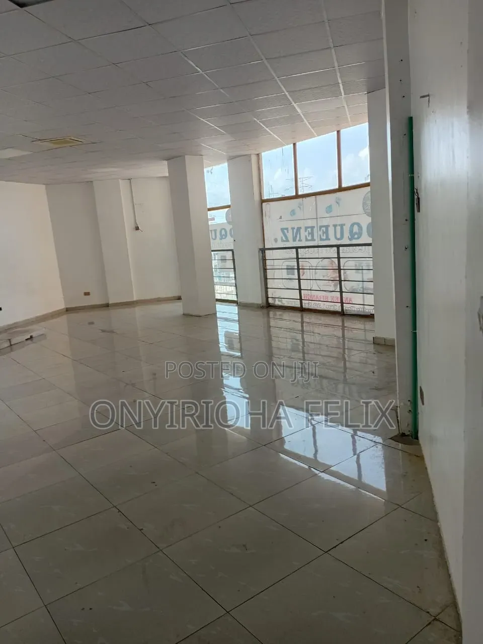 162 Square Metres/Office Space