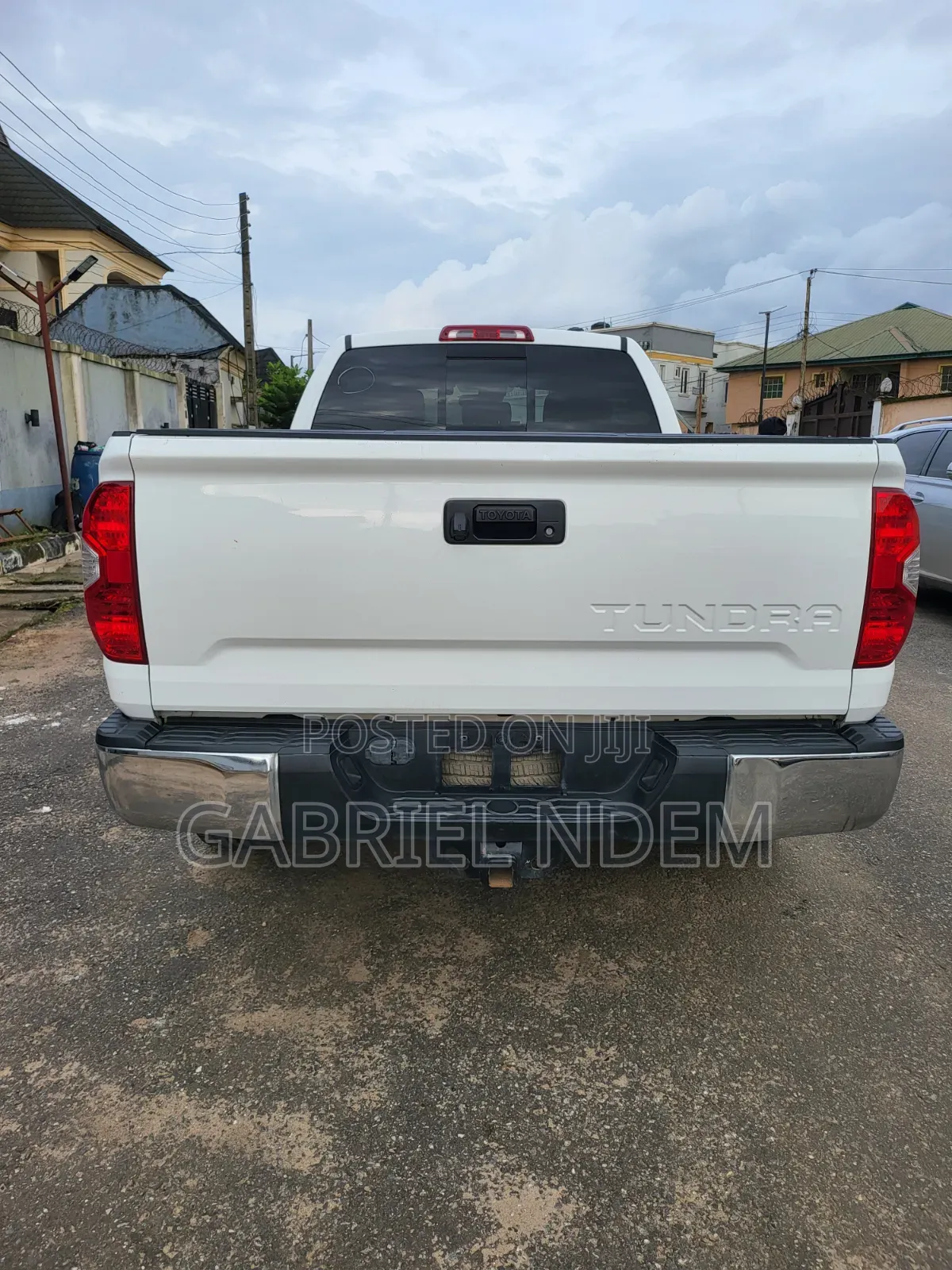 Toyota Tundra 2019 White