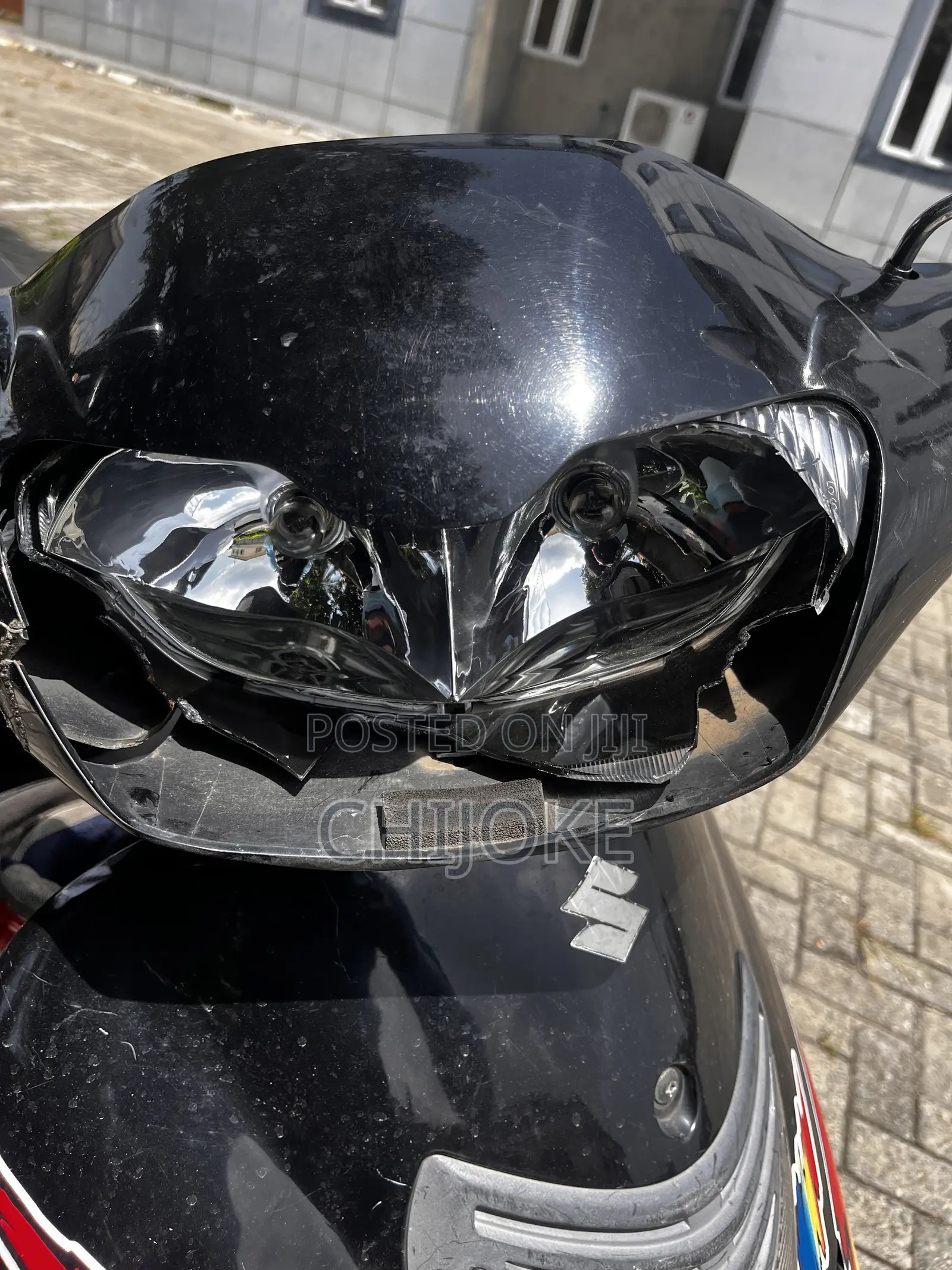 Suzuki 2012 Black