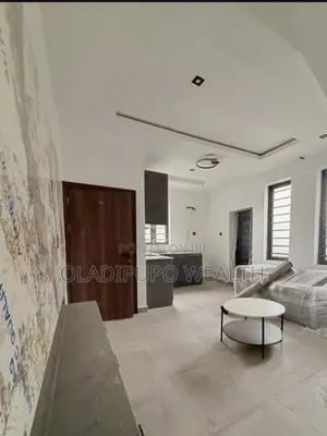 Furnished 2bdrm Maisonette in Agege for sale