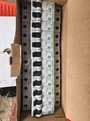 D8 Single Phase Schneider Board