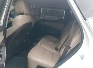 Hyundai Santa Fe 2013 White