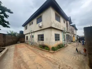 3bdrm Block of Flats in Akute Ajuwon for sale
