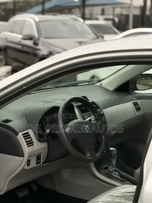 Toyota Corolla 2013 Silver