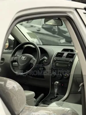 Toyota Corolla 2013 Silver