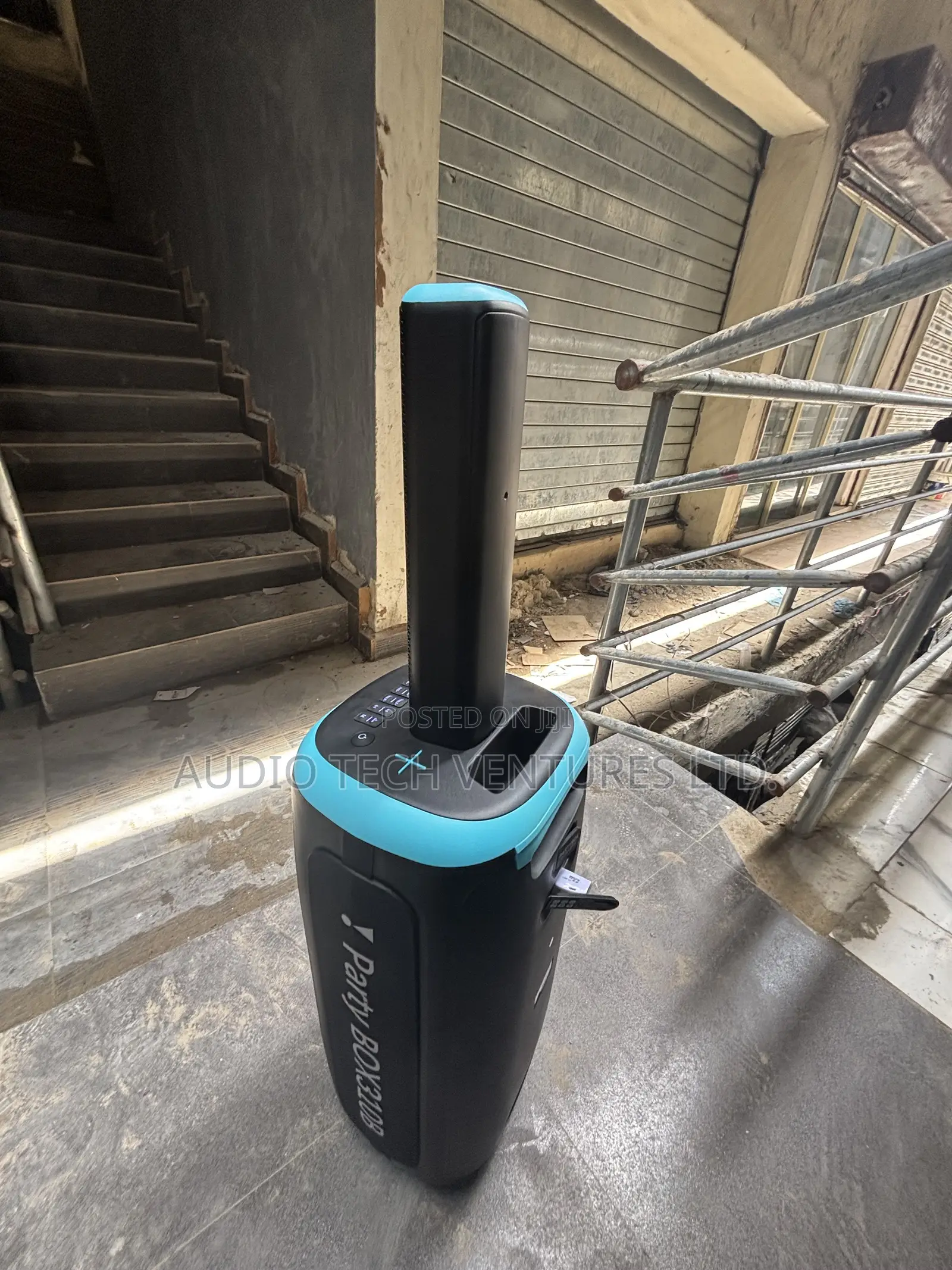 Professional JBL Partybox 310b