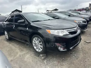 Toyota Camry 2014 Silver