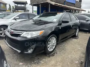 Toyota Camry 2014 Silver