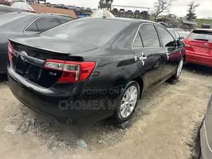Toyota Camry 2014 Silver