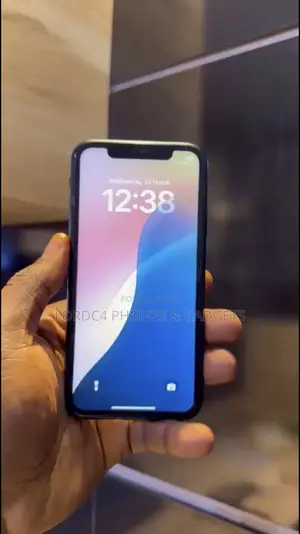 Apple iPhone XR 64 GB Black