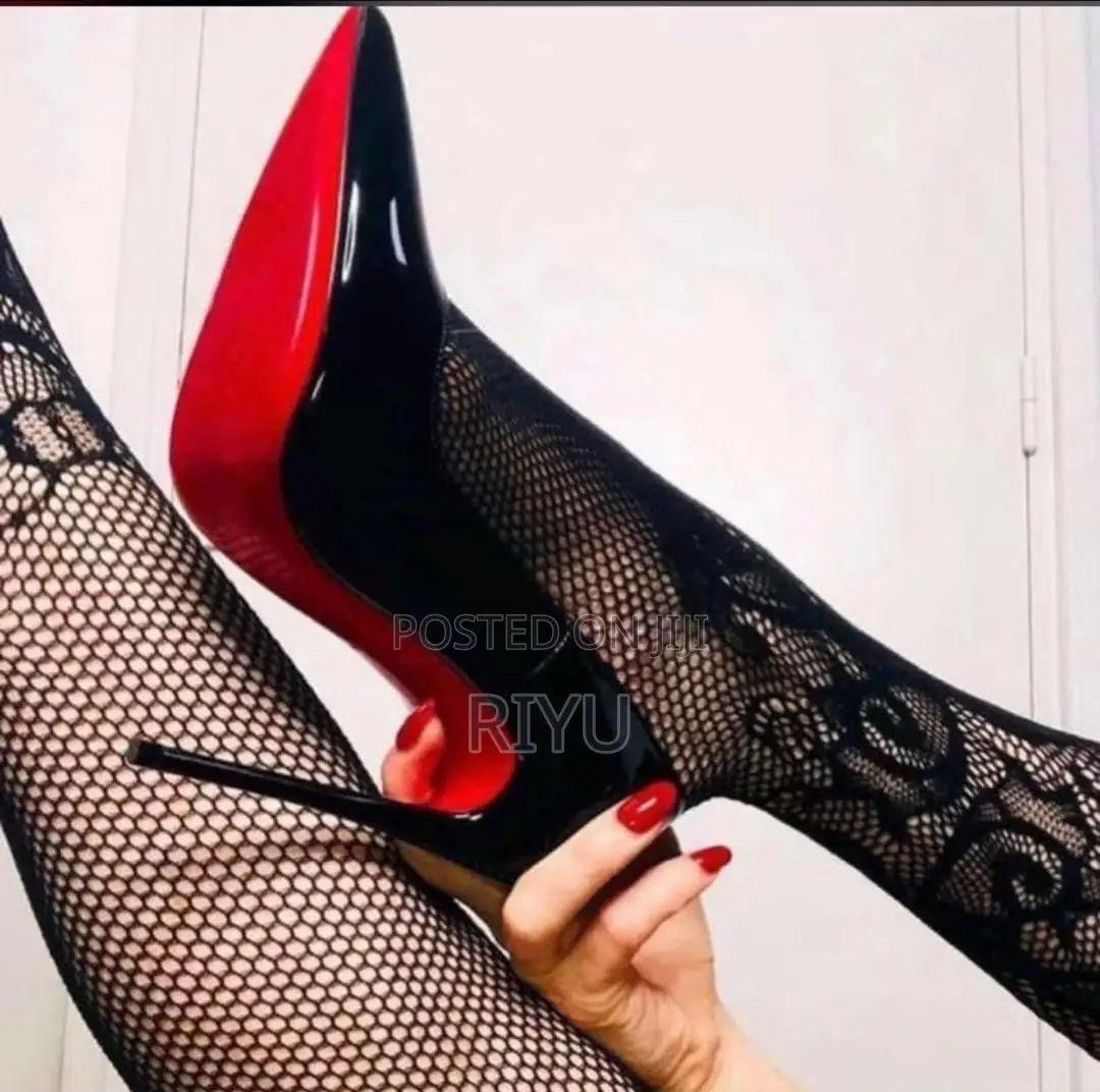 Women’s Classic Court Heels