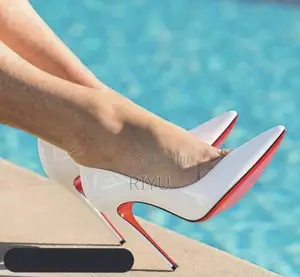 Women’s Classic Court Heels