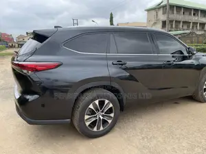 Toyota Highlander XLE AWD 2020 Black
