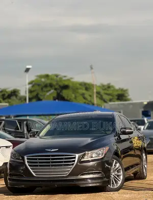 Hyundai Genesis 3.8 AWD 2016 Brown