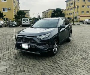 Toyota Highlander Hybrid Platinum AWD 2023 Gray