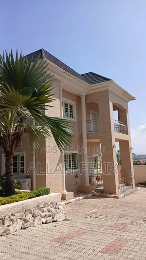 5bdrm Duplex in Apo Resettlement for sale