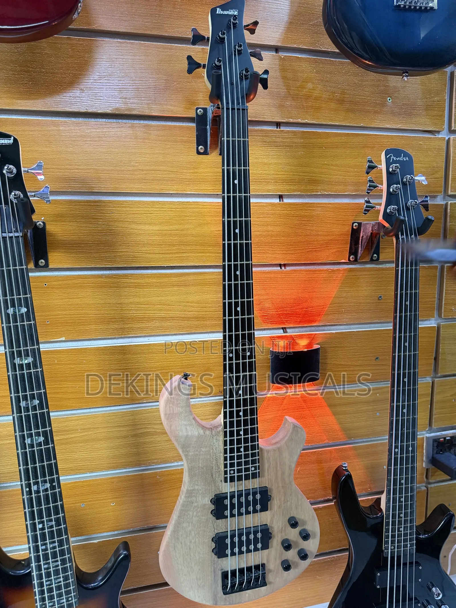 Ibanez Active Guitar 5 Strings Humbucker Guitar