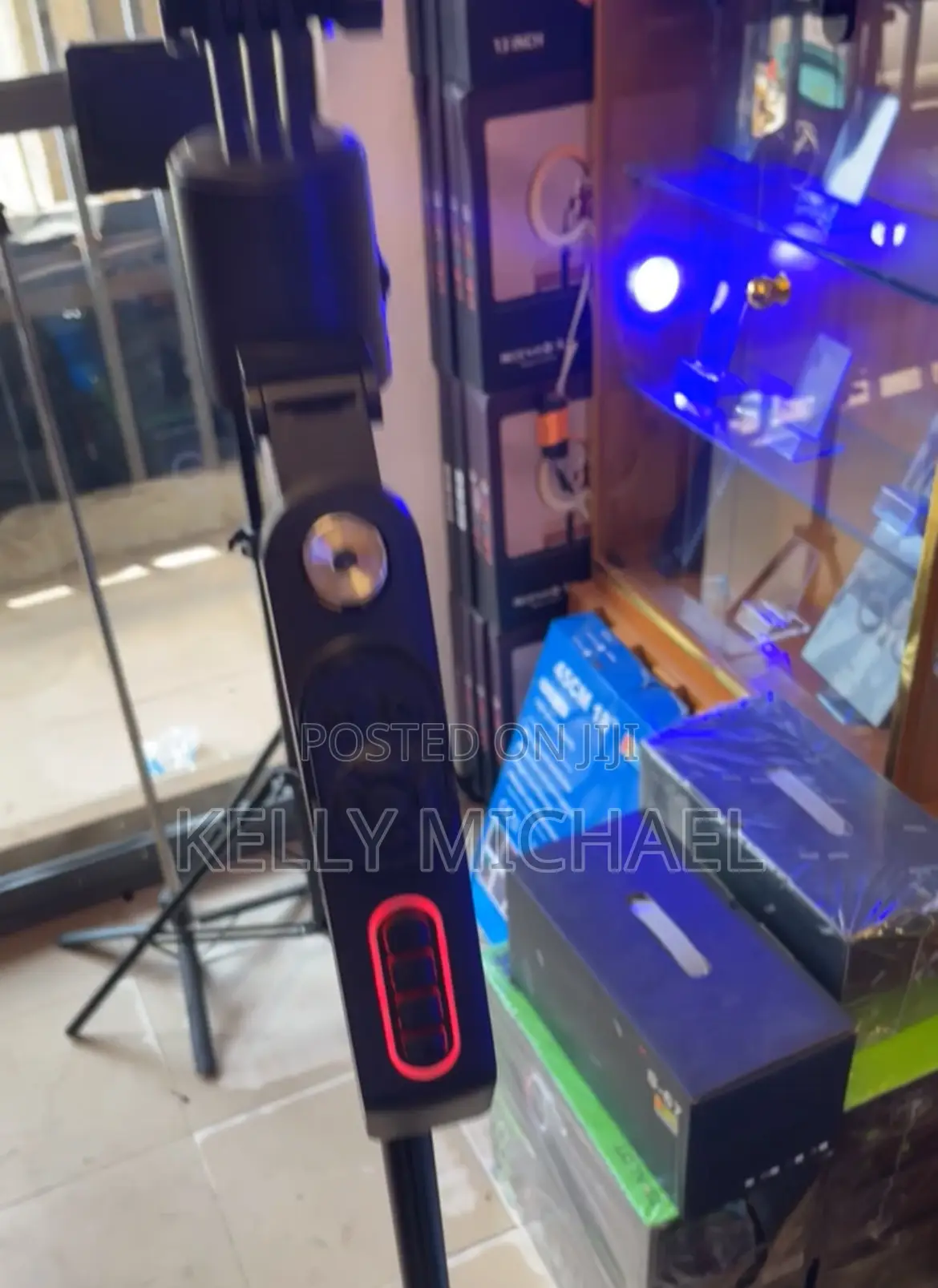Ai Tripod Stand