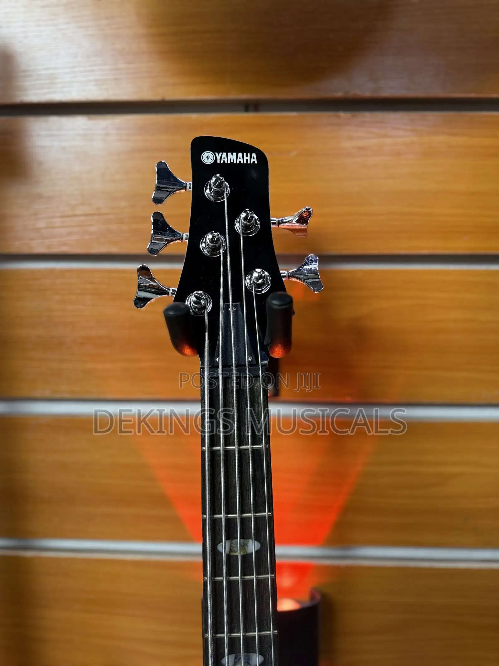 Active Yamaha Bass Guitar 5 Strings