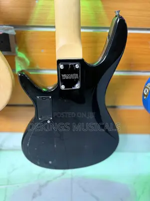Active Yamaha Bass Guitar 5 Strings