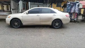 Toyota Camry CE 4dr Sedan (2.4L 4cyl 5M) 2007 Gold