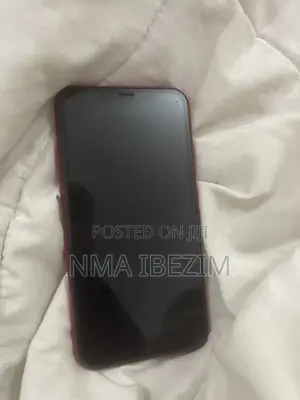 Apple iPhone XR 64 GB Red