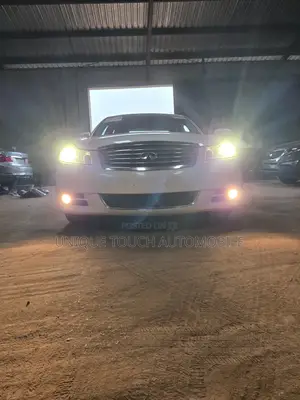 Infiniti M 35 AWD 2008 White