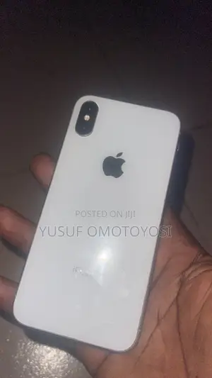 Apple iPhone X 64 GB White