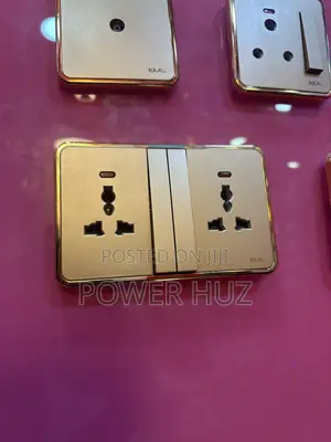 Swechi Sucket