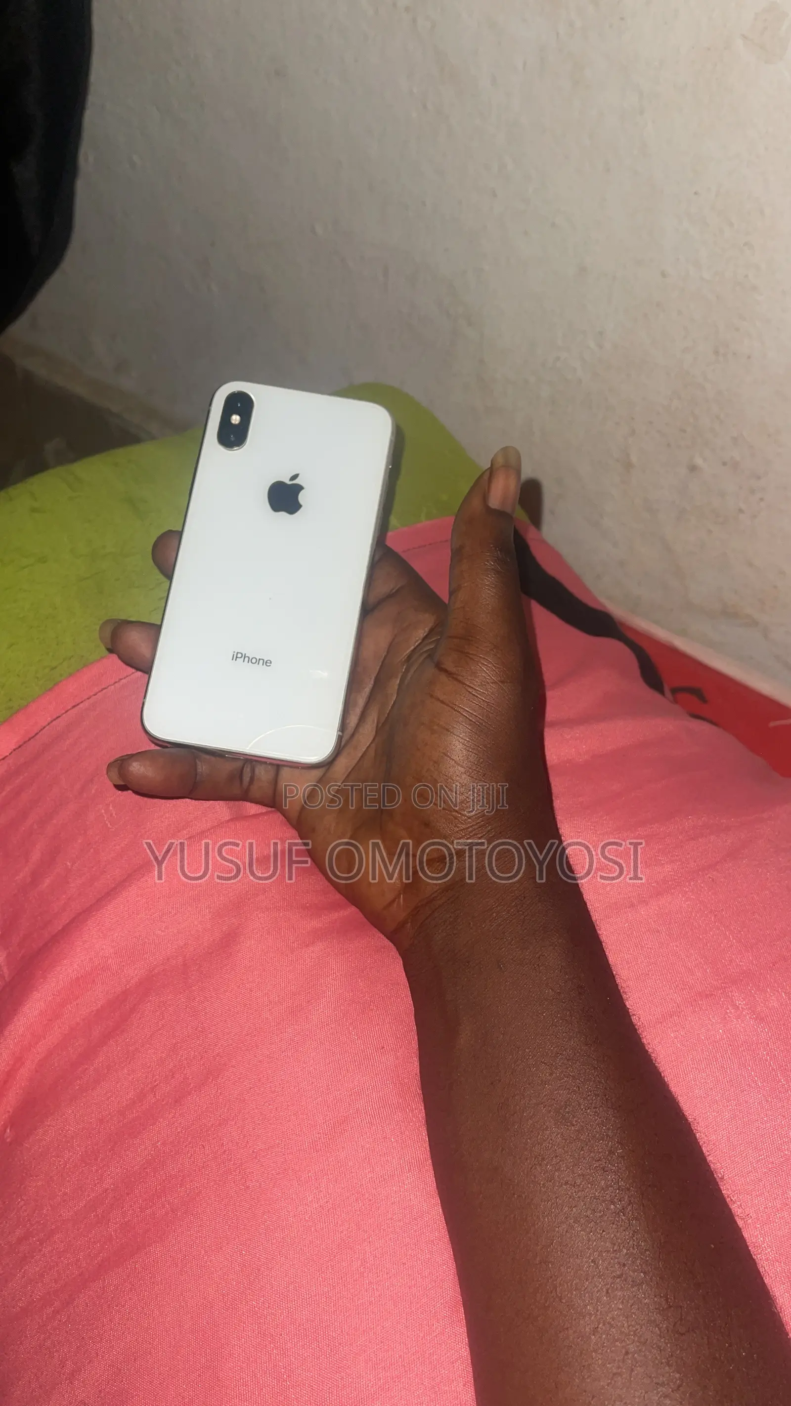 Apple iPhone X 64 GB White