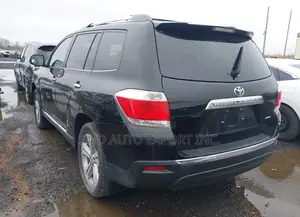 Toyota Highlander Limited 3.5l 4WD 2013 Black