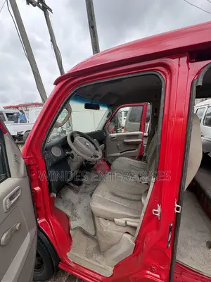 Suzuki Every 2012 Red