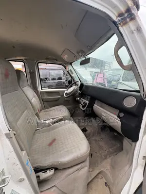 Suzuki Every 2012 White