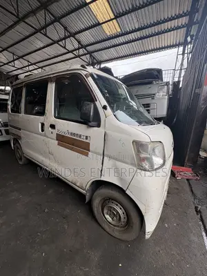Daihatsu Hijet 2012 White
