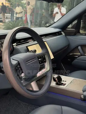 New Rover Land 2025 Black