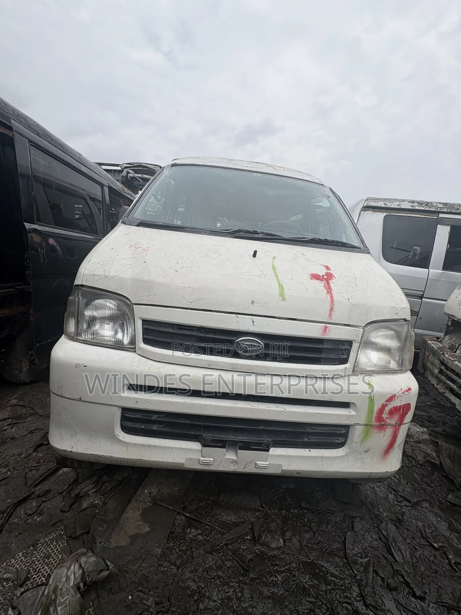 Daihatsu Hijet 2007 White