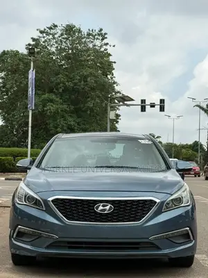 Hyundai Sonata Limited 4dr Sedan (2.4L 4cyl 6A) 2015