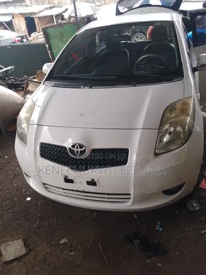 Toyota Yaris 2008 White