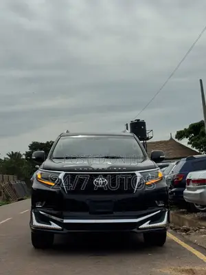 Toyota Land Cruiser Prado 2016 Black