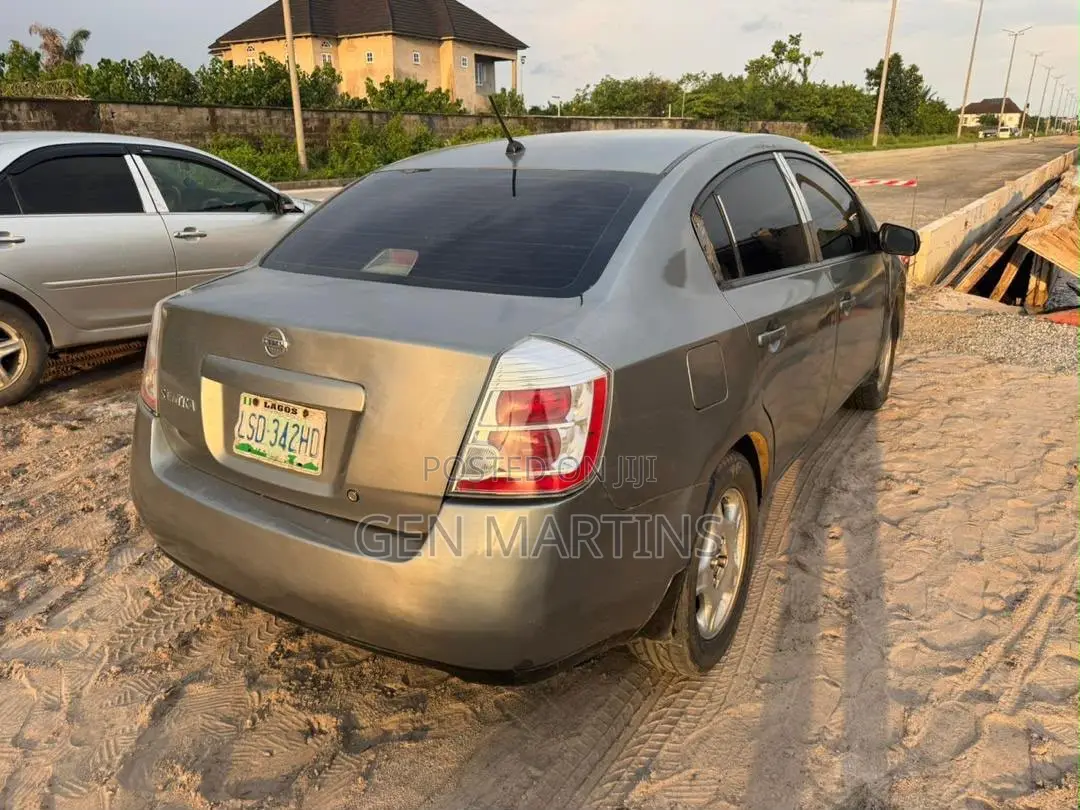 Nissan Sentra 2008 Gray