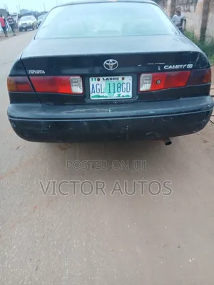 Toyota Camry 2001 Blue