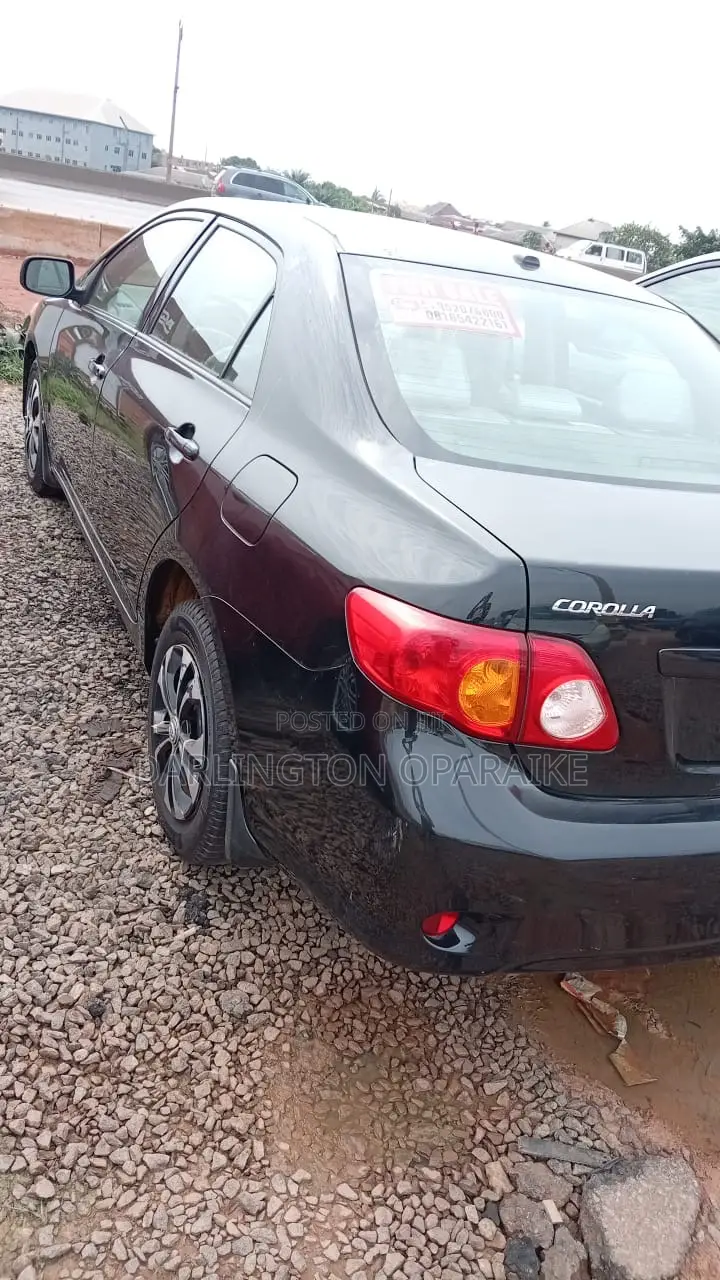 Toyota Corolla 2009 Black