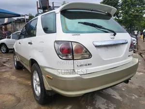 Lexus RX 300 2001 White