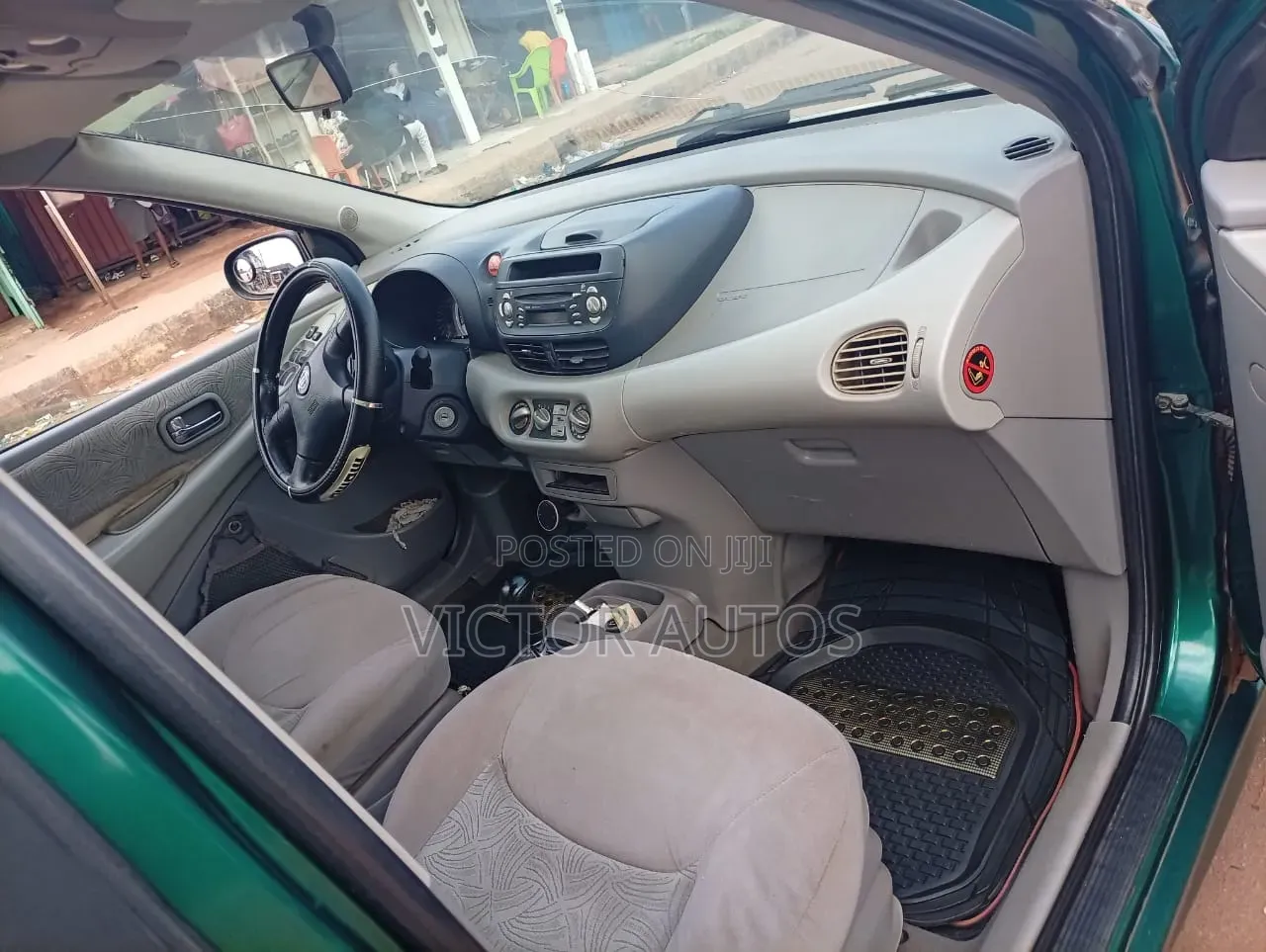 Nissan Almera 2005 Green