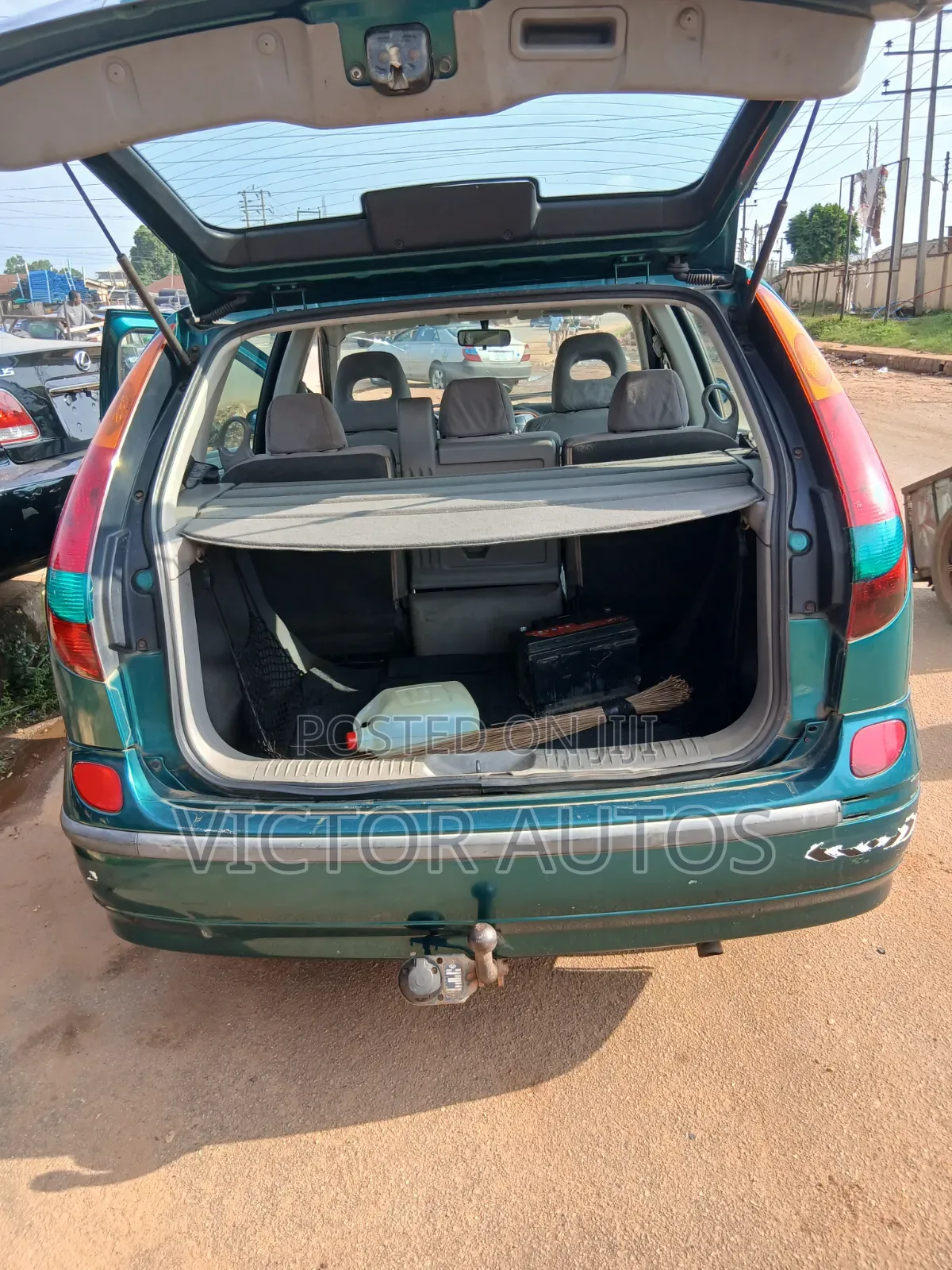 Nissan Almera 2005 Green