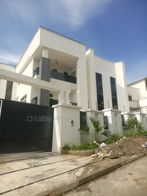 9bdrm Duplex in Maitama Property for sale