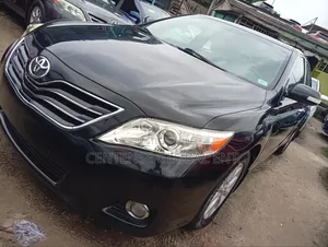 Toyota Camry XLE V6 4dr Sedan (3.5L 6cyl 6A) 2011 Black